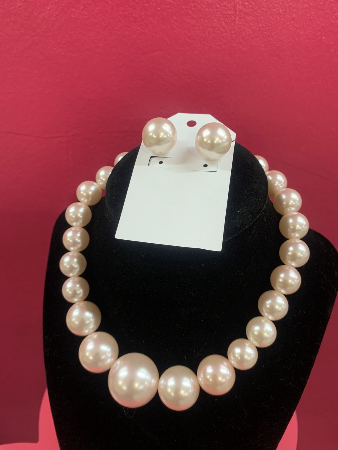 Pearl Necklace and Earring Set