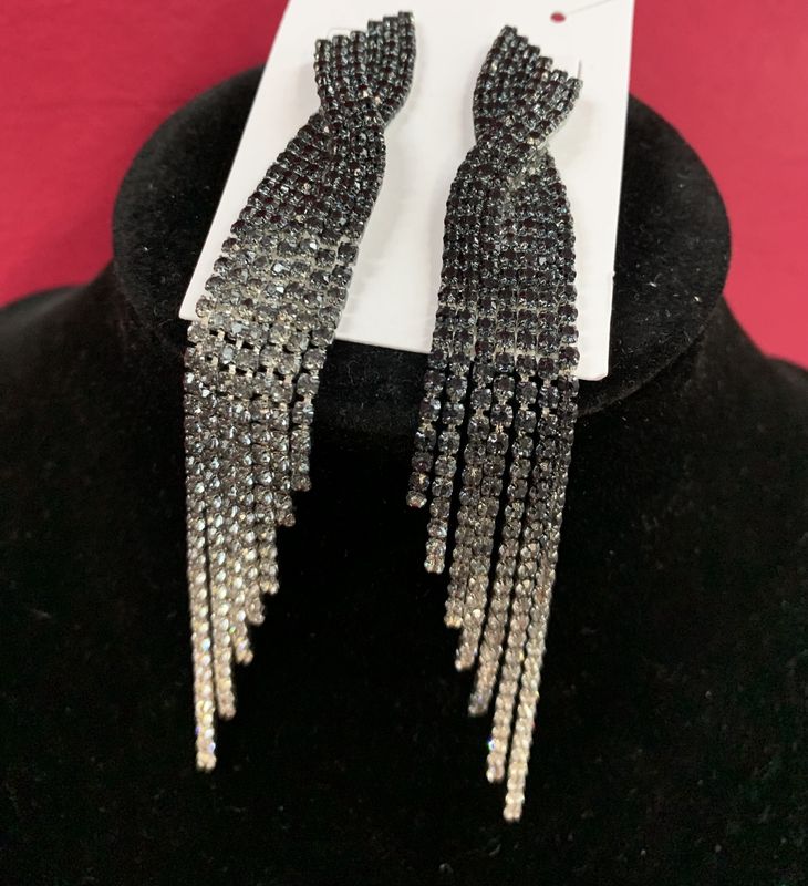 Black Ombre String Earrings