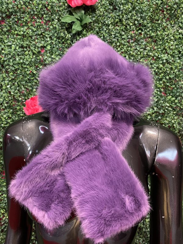 Purple Dream Two -Piece Hat &amp; Scarf