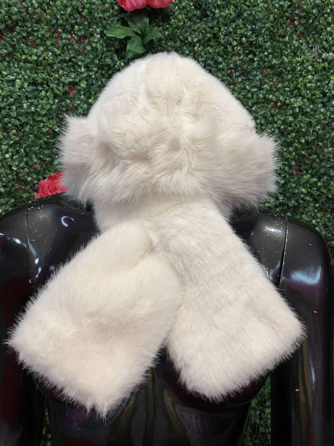 White Faux Fur Hat &amp; Scarf Set