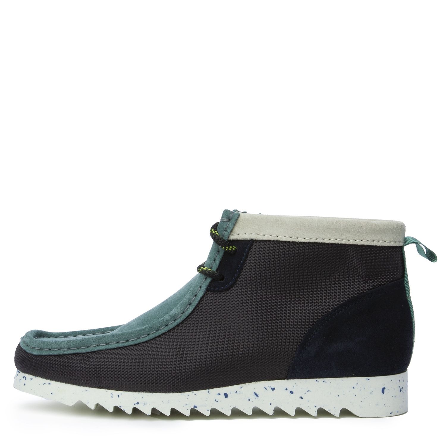 Clarks Wallabee FTRE 67237 Mens White Blue Green Chukka Boots