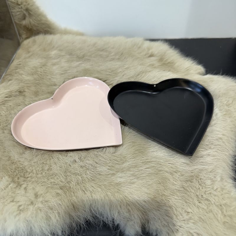 Metalen tray hart zwart