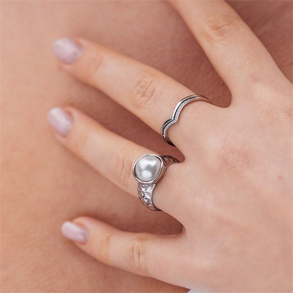 Fame Venus with stones - 2