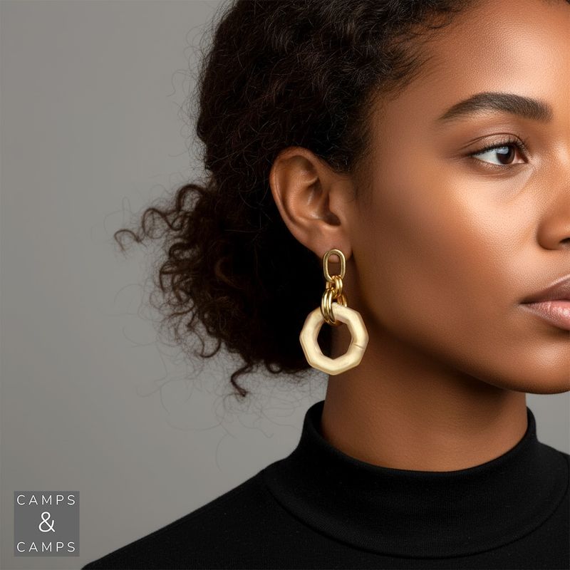 Linea Eternal Dangling