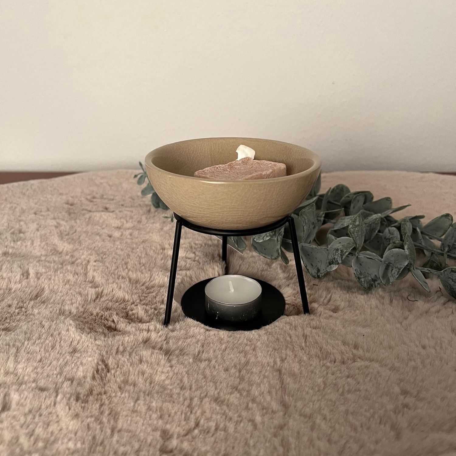 Geurbrander bowl keramiek beige