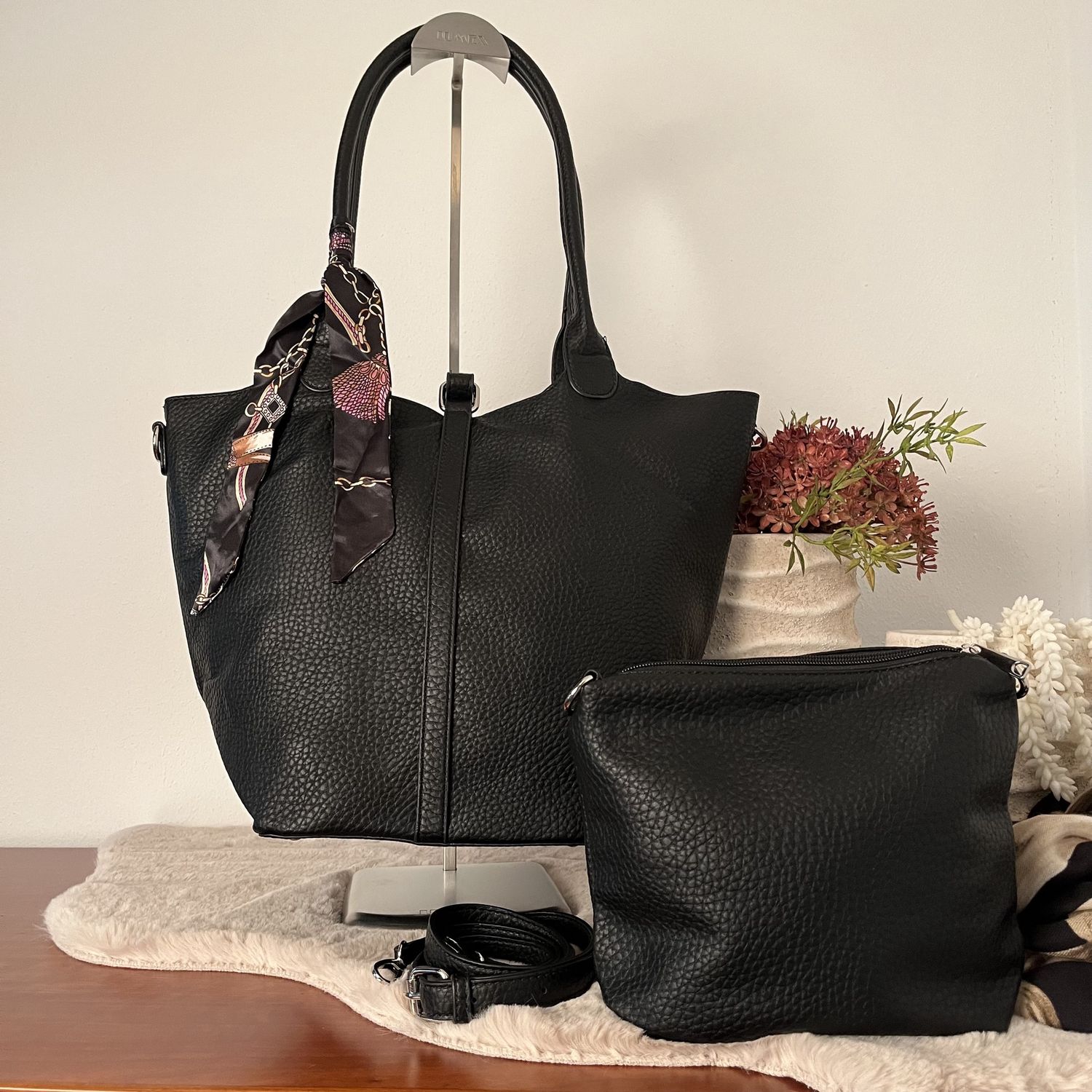 Handtas Claire Zwart