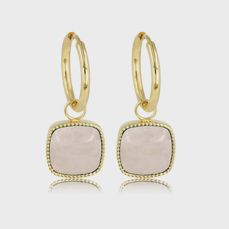 Stralende Gouden Oorring met Majestueuze Rose Quartz