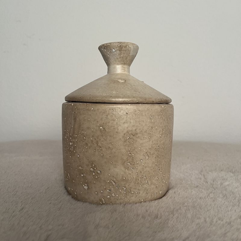 Stenen voorraadpotje Silvia M