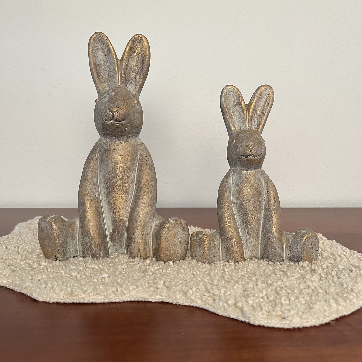 Sitting Hare jewel L 17x11x26