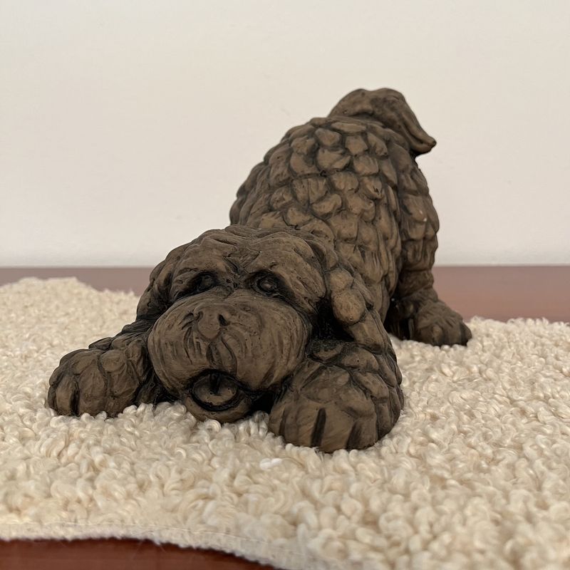 Barking Dog Majestic Brown D.16 H.14