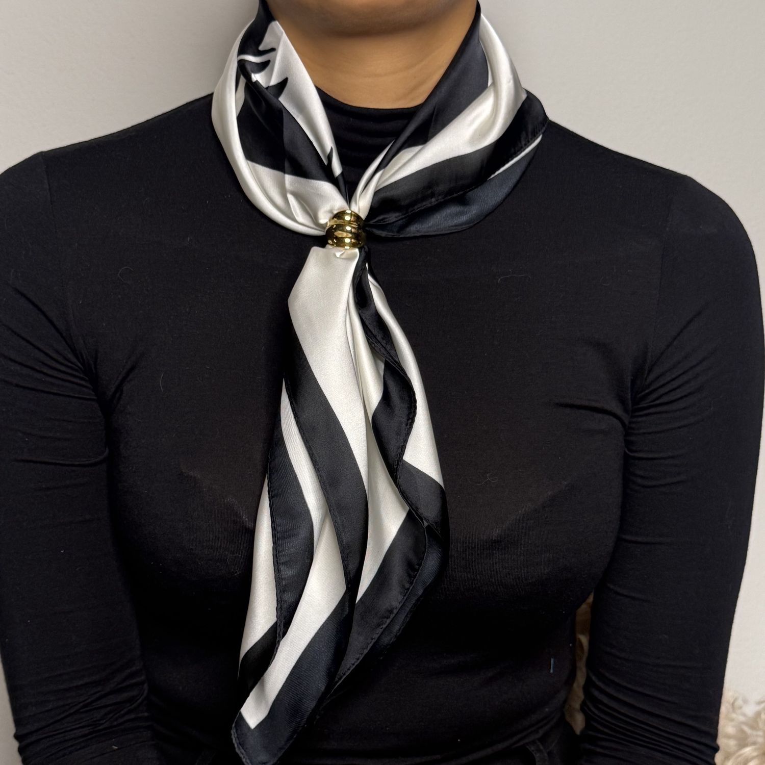 Sjaaltje Black Flower