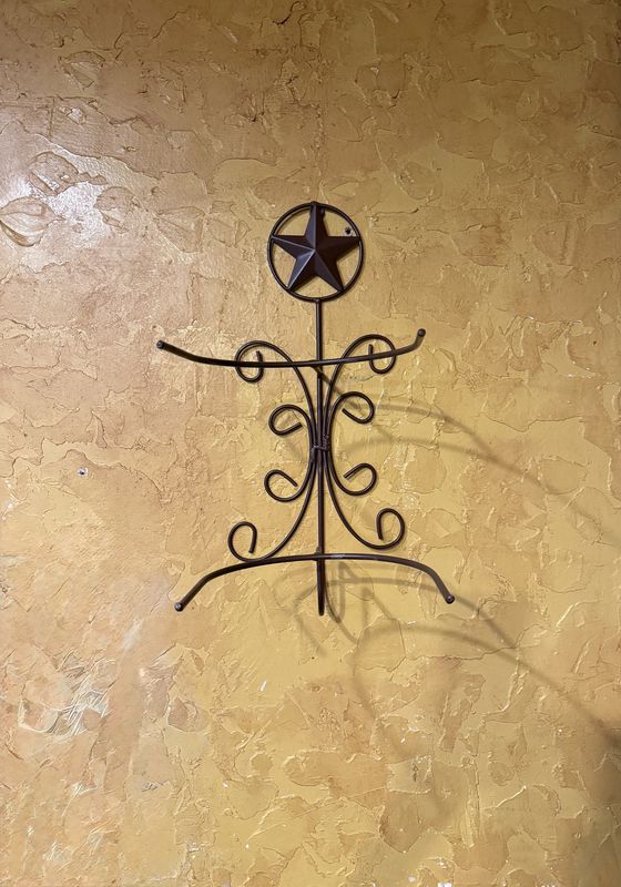 HAT RACK  W/ STAR
