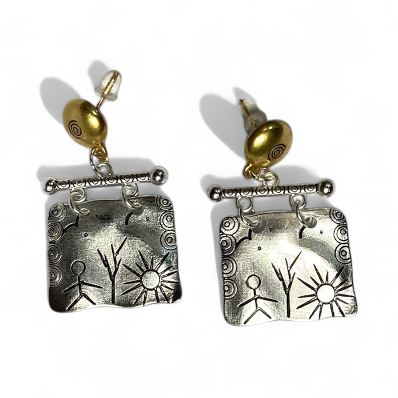 Sunny Post Earrings