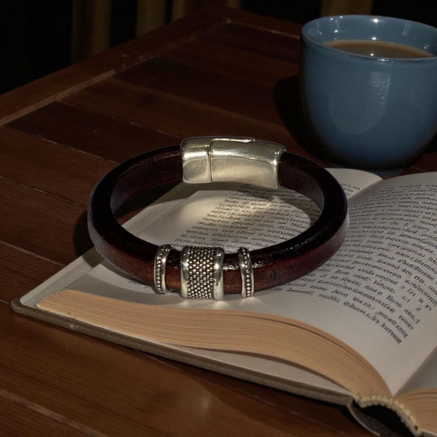 Smart Brown Leather Bracelet