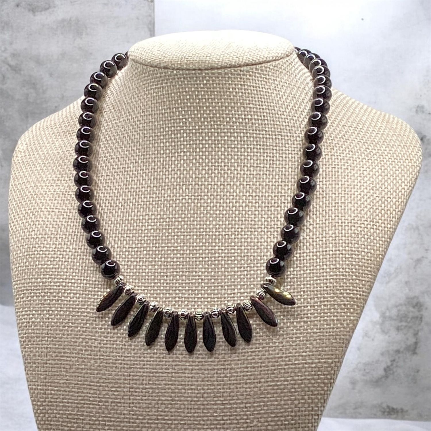 Hermite, Black Agate