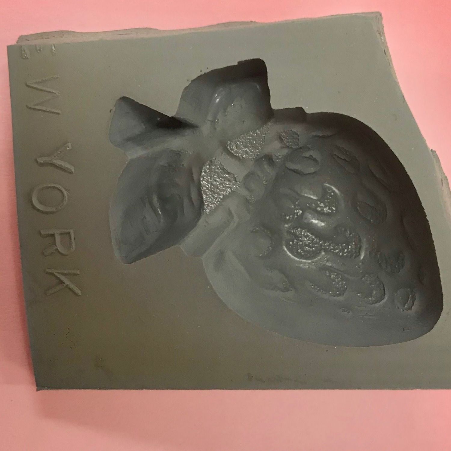 Strawberry Mint Mold