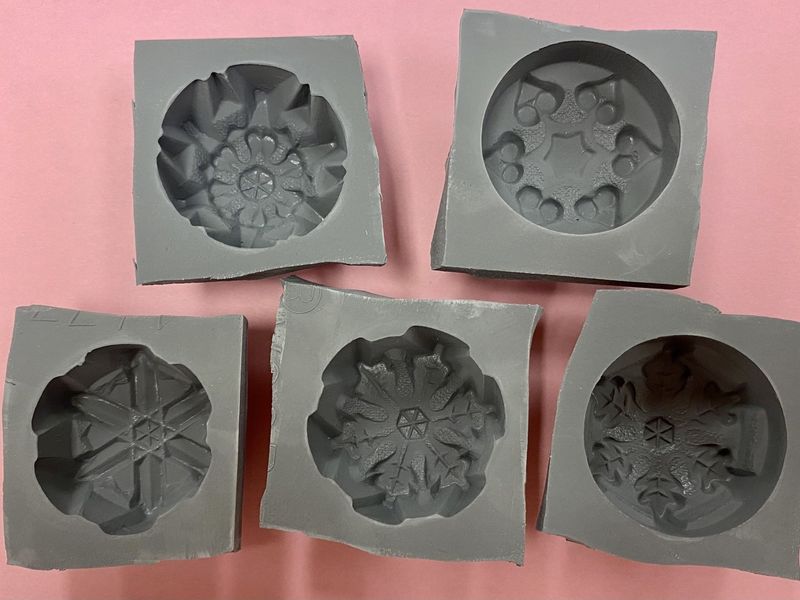 Snowflake Mint Mold