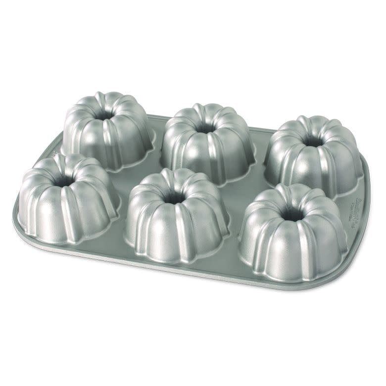 Classic Bundtlette Pan