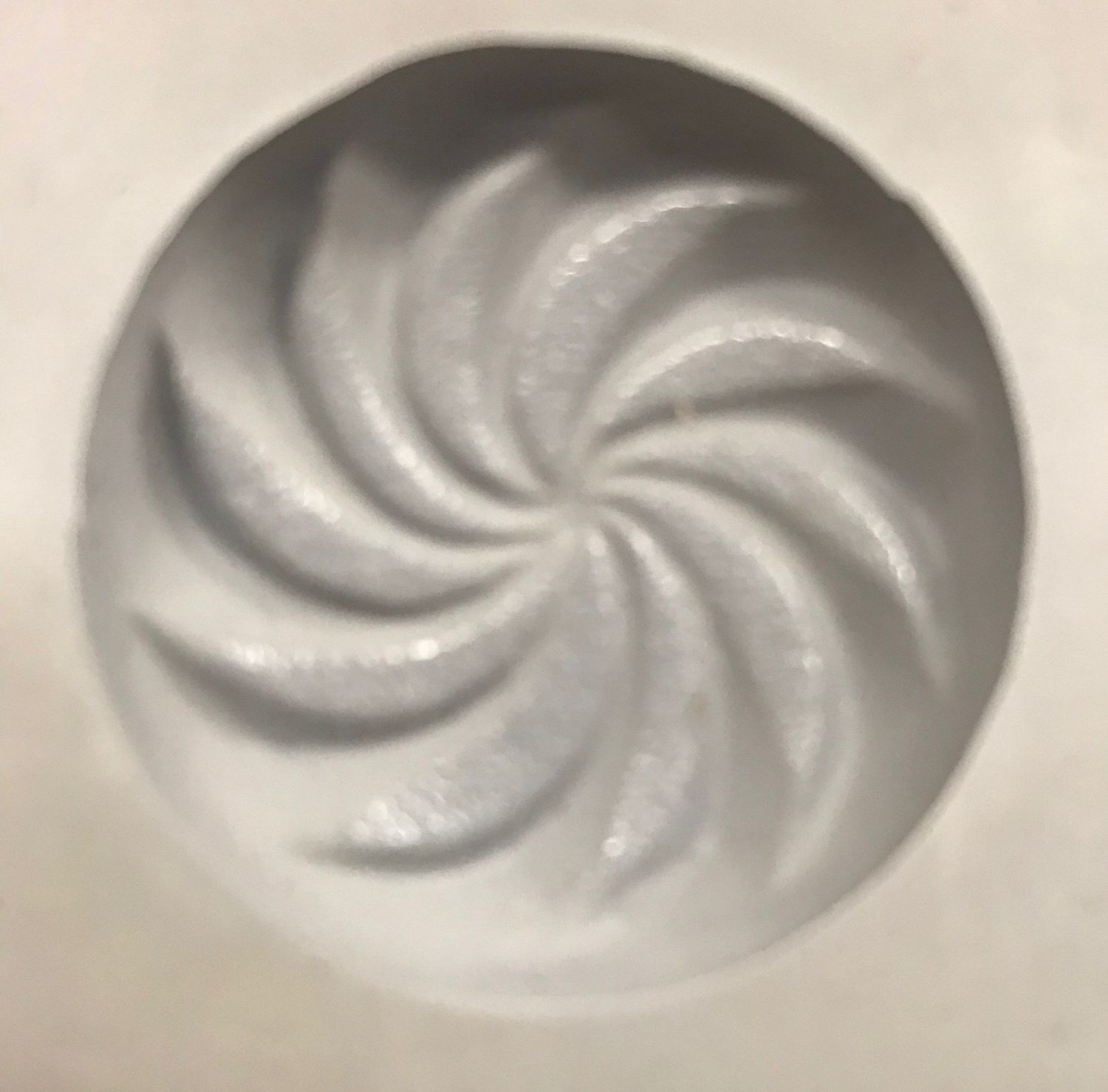 Round Swirl Mint Mold (Rubber)
