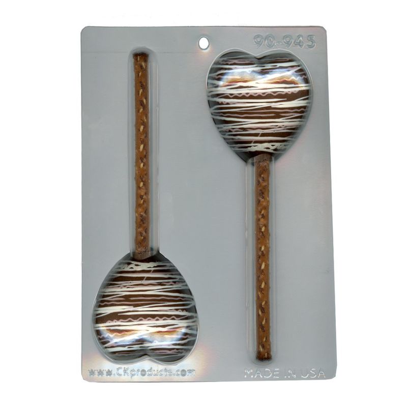 Pretzel Heart Mold