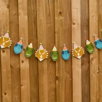 Party Dinosaur Garland