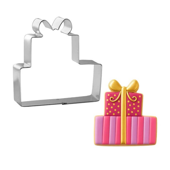 Stacked Gifts Cookie Cutter (3.75")