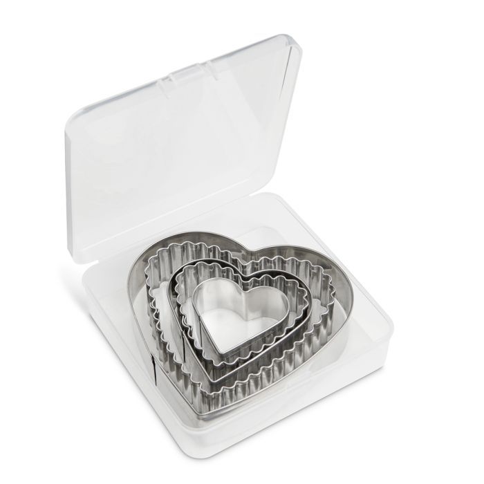 Heart Shaped Cutter Set (5 piece w/storage container)
