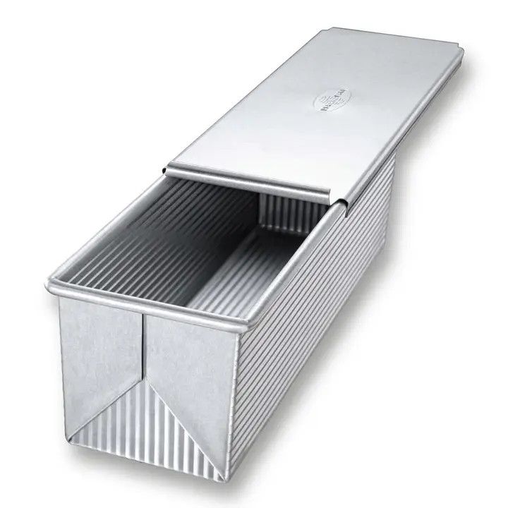 Small Pullman Loaf Pan &amp; Cover