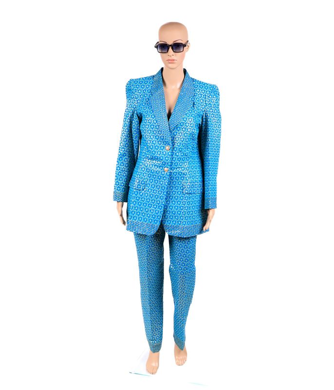 Ensemble tailleur bleu clair