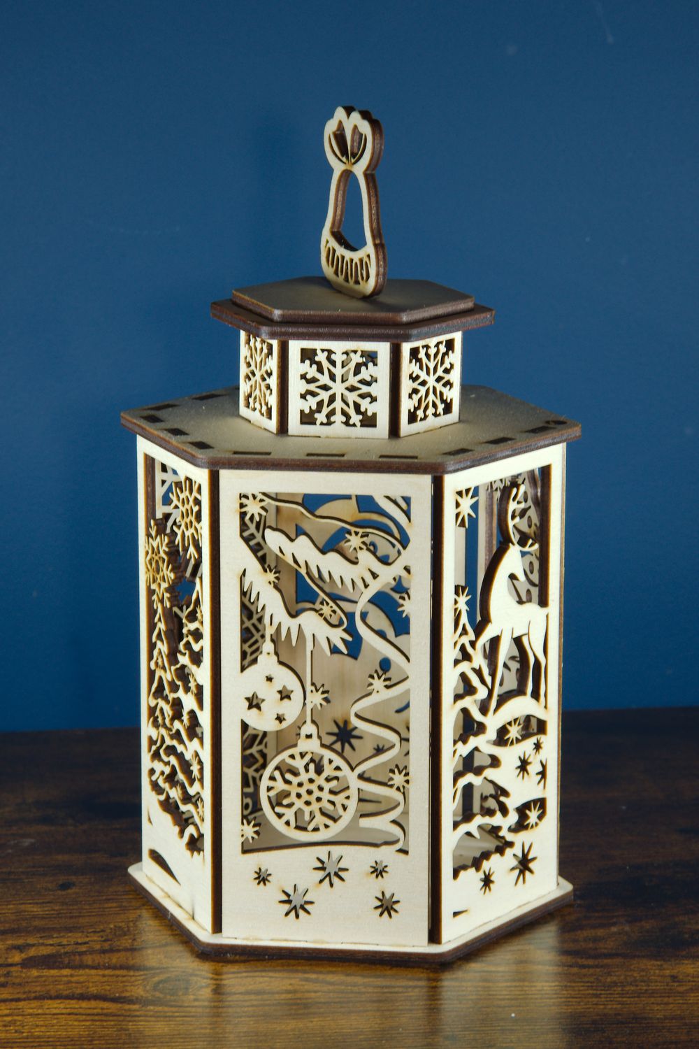 ✨ Świąteczna latarenka / lampion ze sklejki – 25 cm x 13 cm ✨