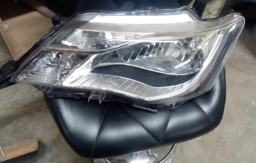 Toyota NZE Felder/ Axio Head Light