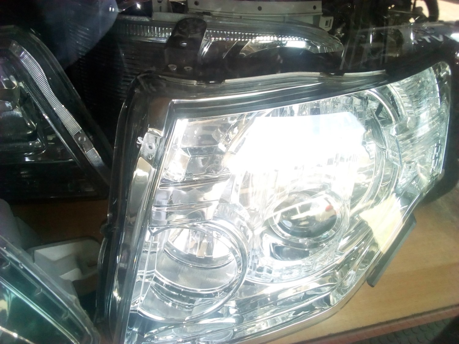 Nissan Xtrail Headlight Nissan Xtrail Headlight