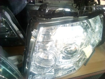 Nissan Xtrail Headlight