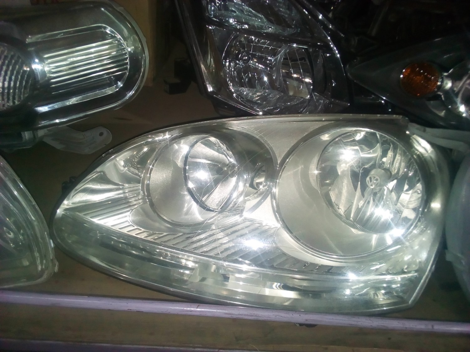 Vw Golf Head Light