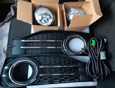 Toyota Premio 265 Fog LIghts With Cover