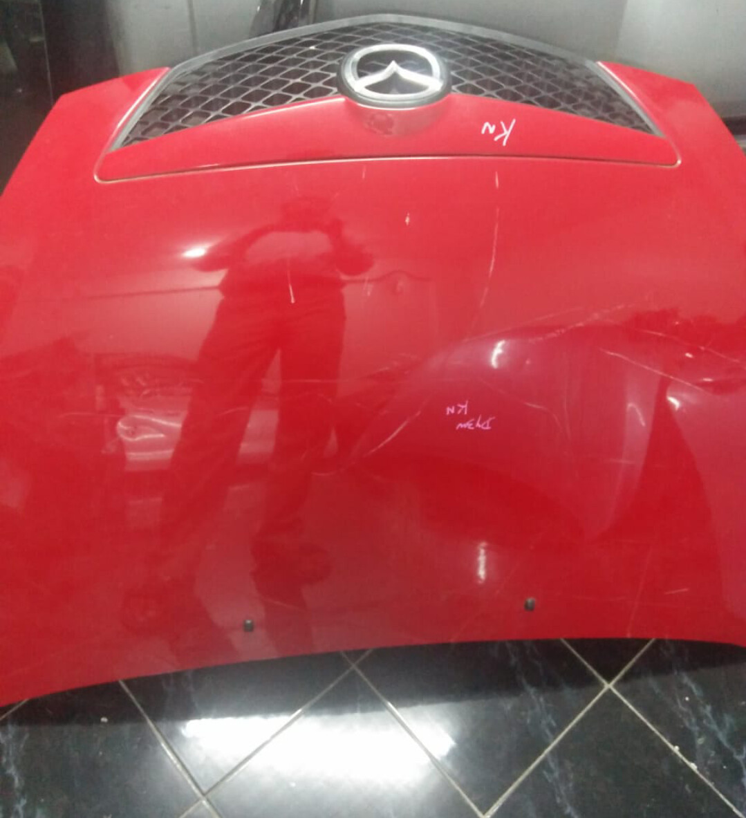 Mazda damio Bonnet