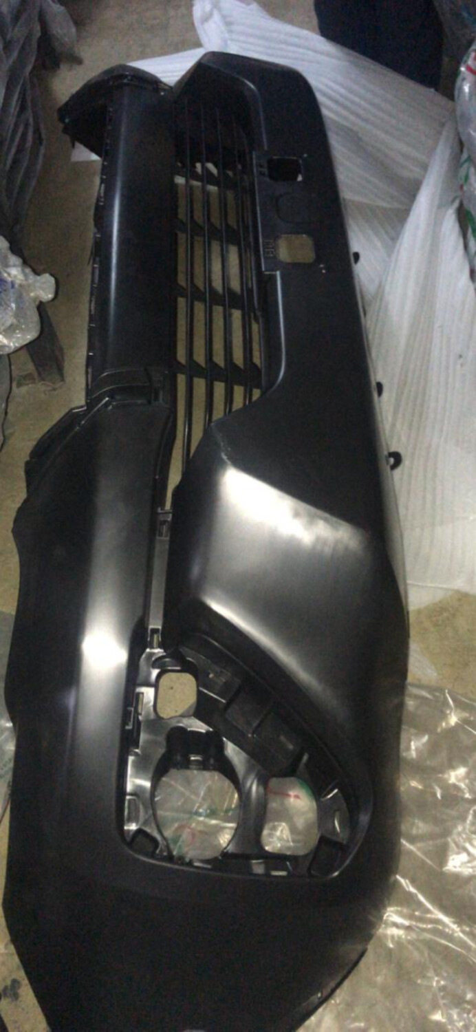 Toyota Fortuner 2012 model front bumper