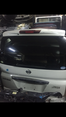 nissan sareena boot