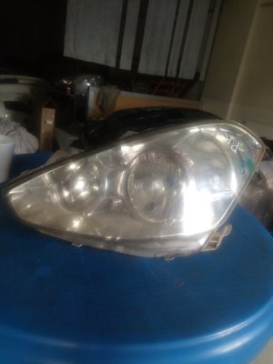 Toyota caldina headlight