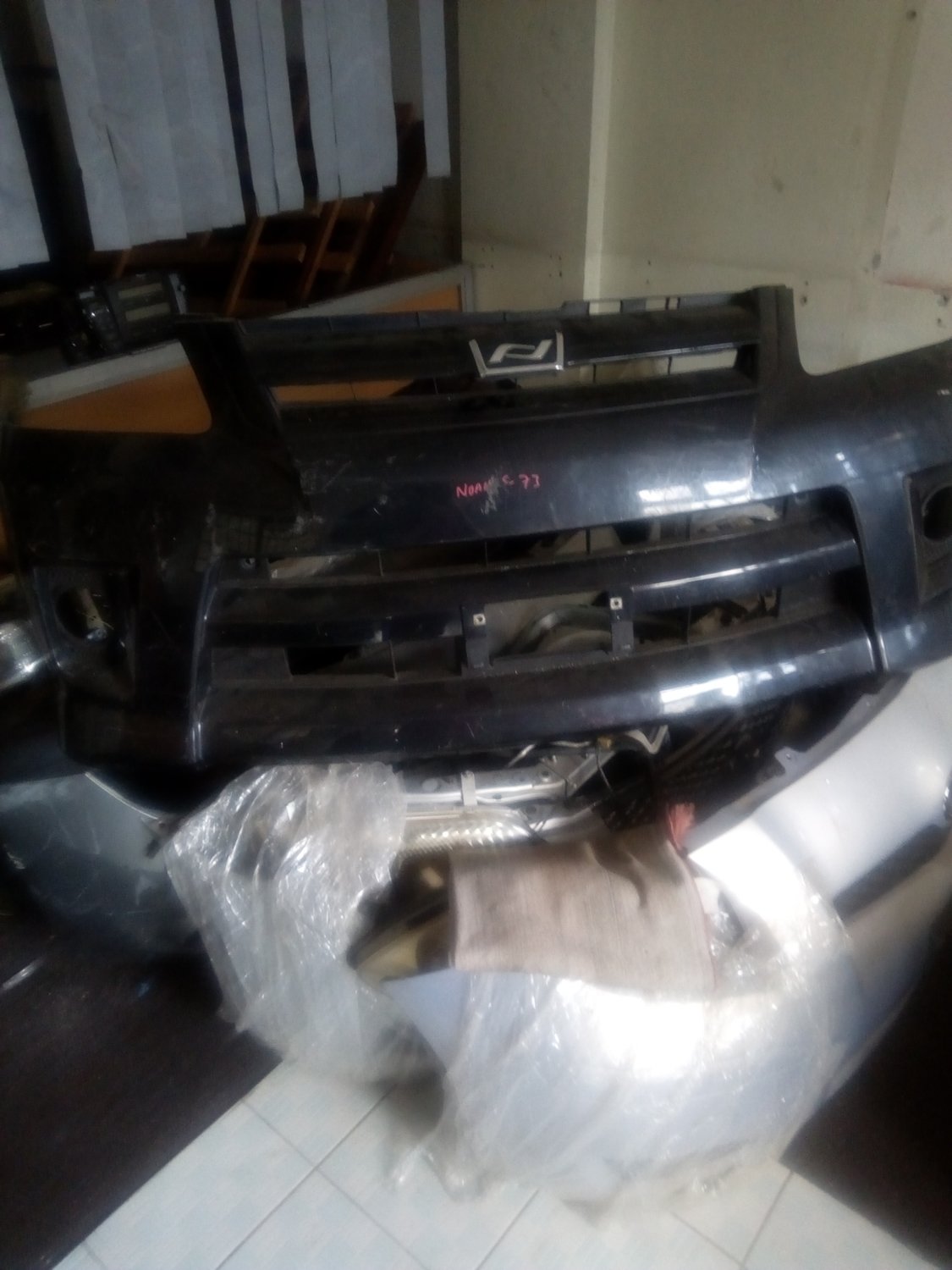 Toyota noah Front bumper