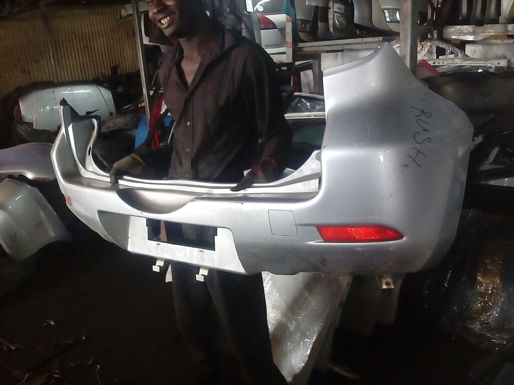 toyota rush rear Bumper