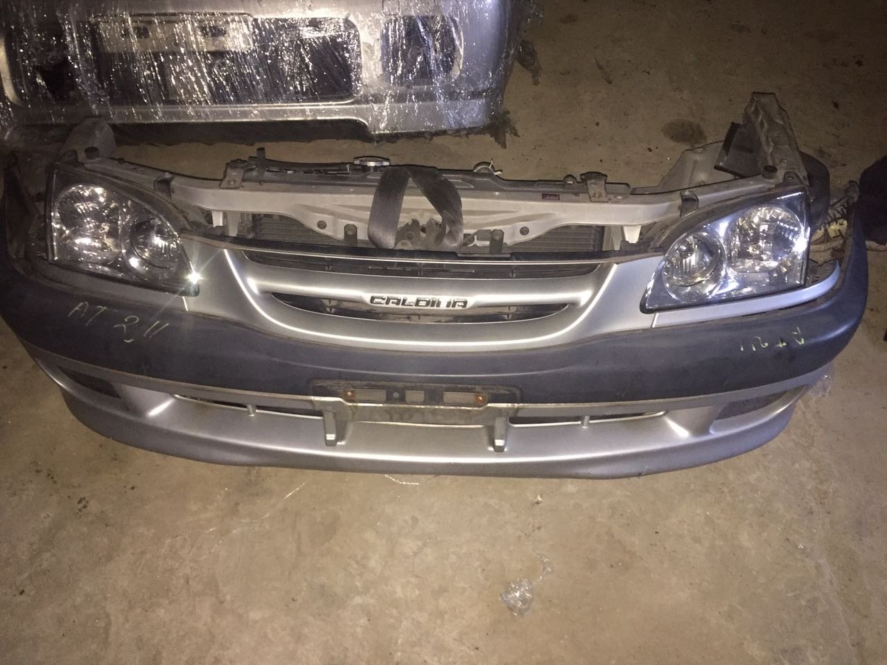 Toyota caldina,AT211,Nosecut.