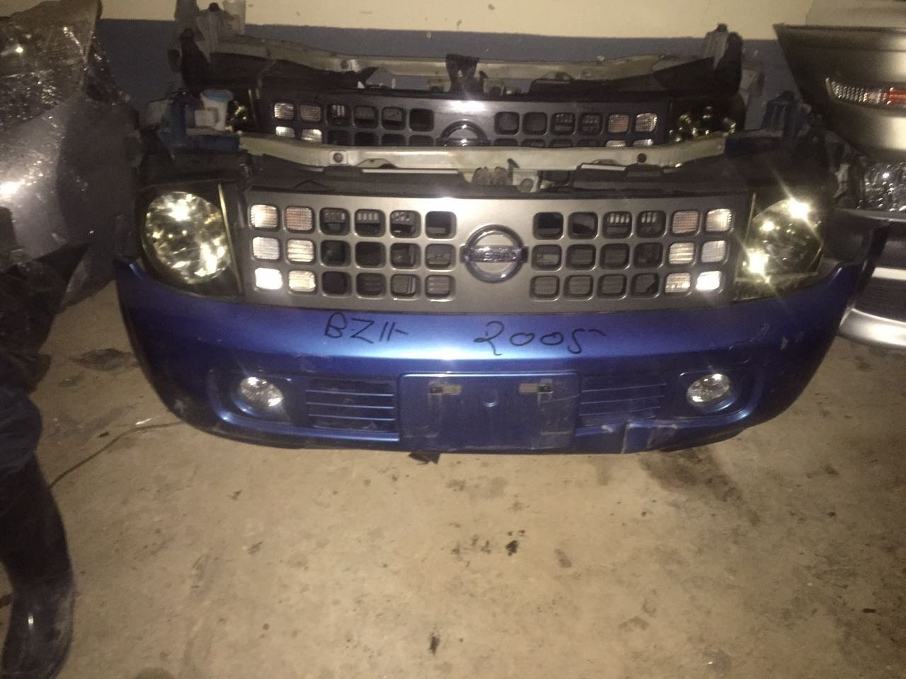 nissan cube nose cut