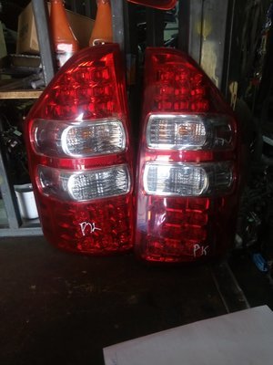 Toyota noah tail light Azr70