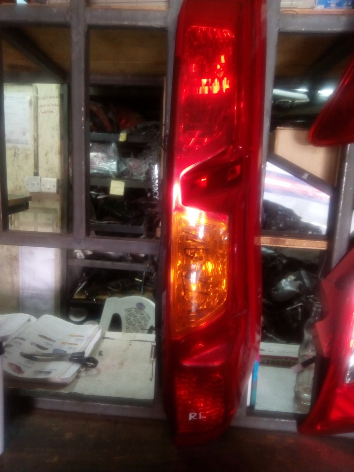 Nissa xtrail tail light nt31