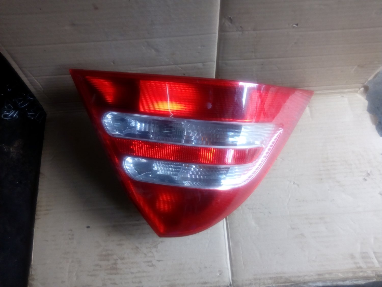mercedes benz Tail light