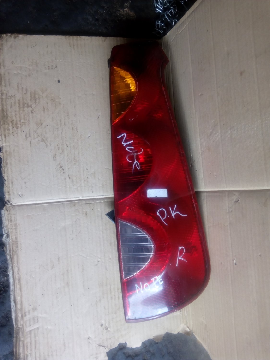Nissan note tail light