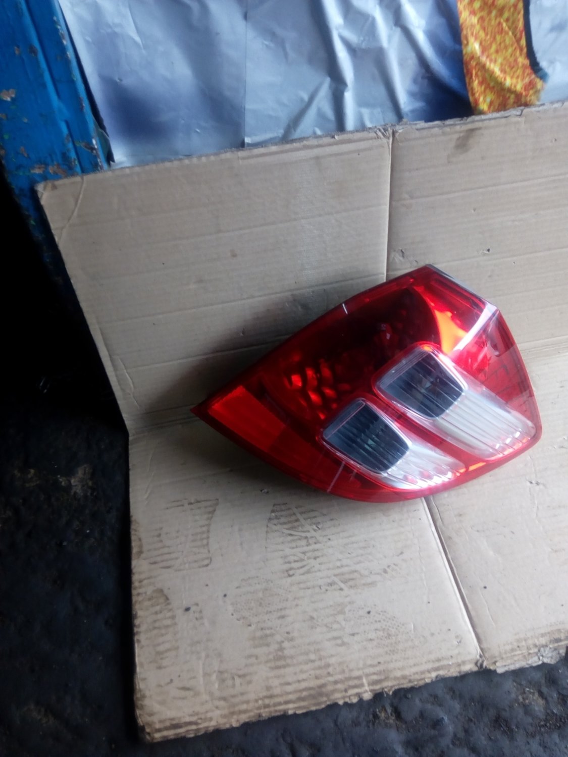 Honda fit tail light