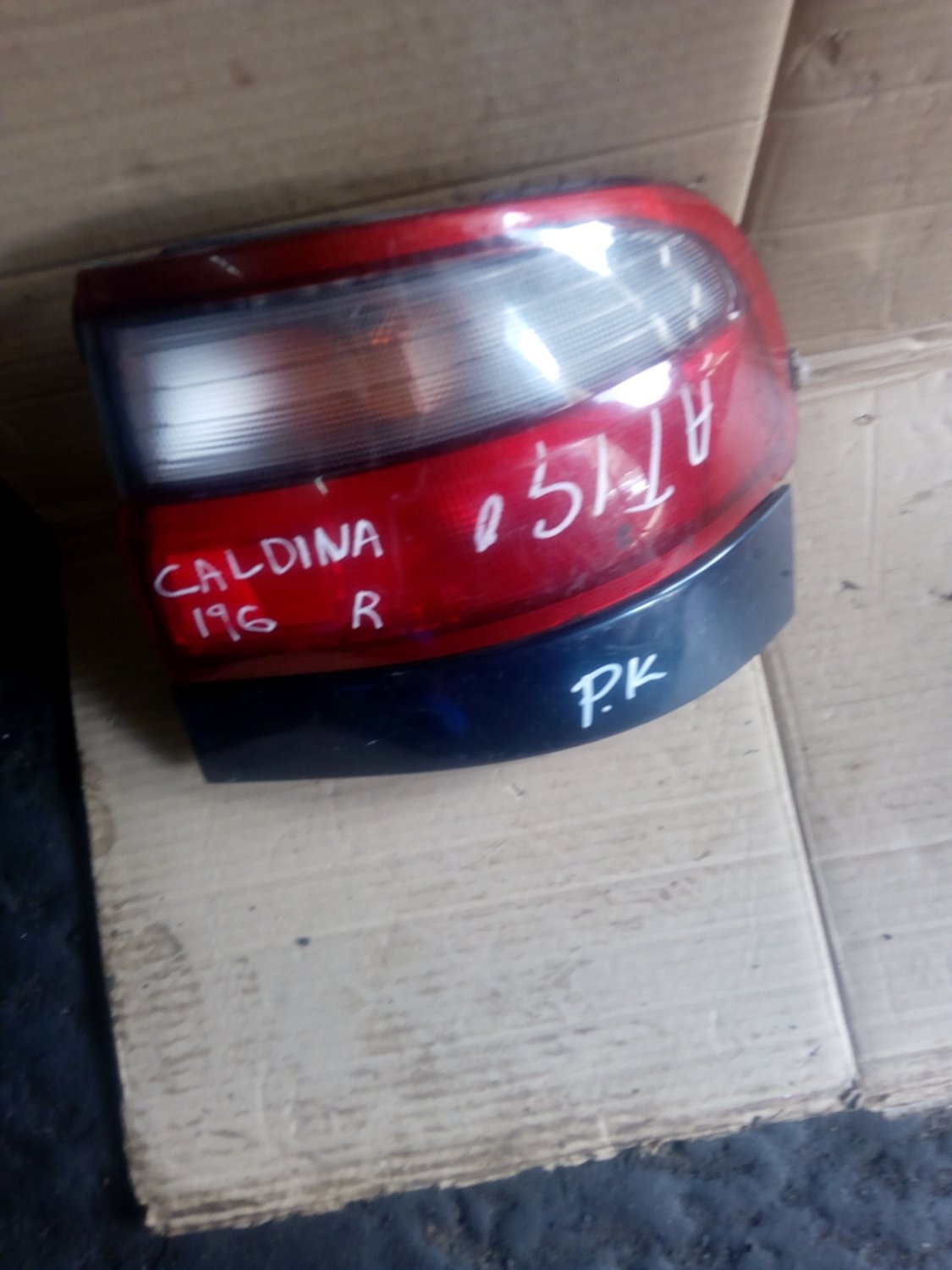 Toyota caldina 196 tail light