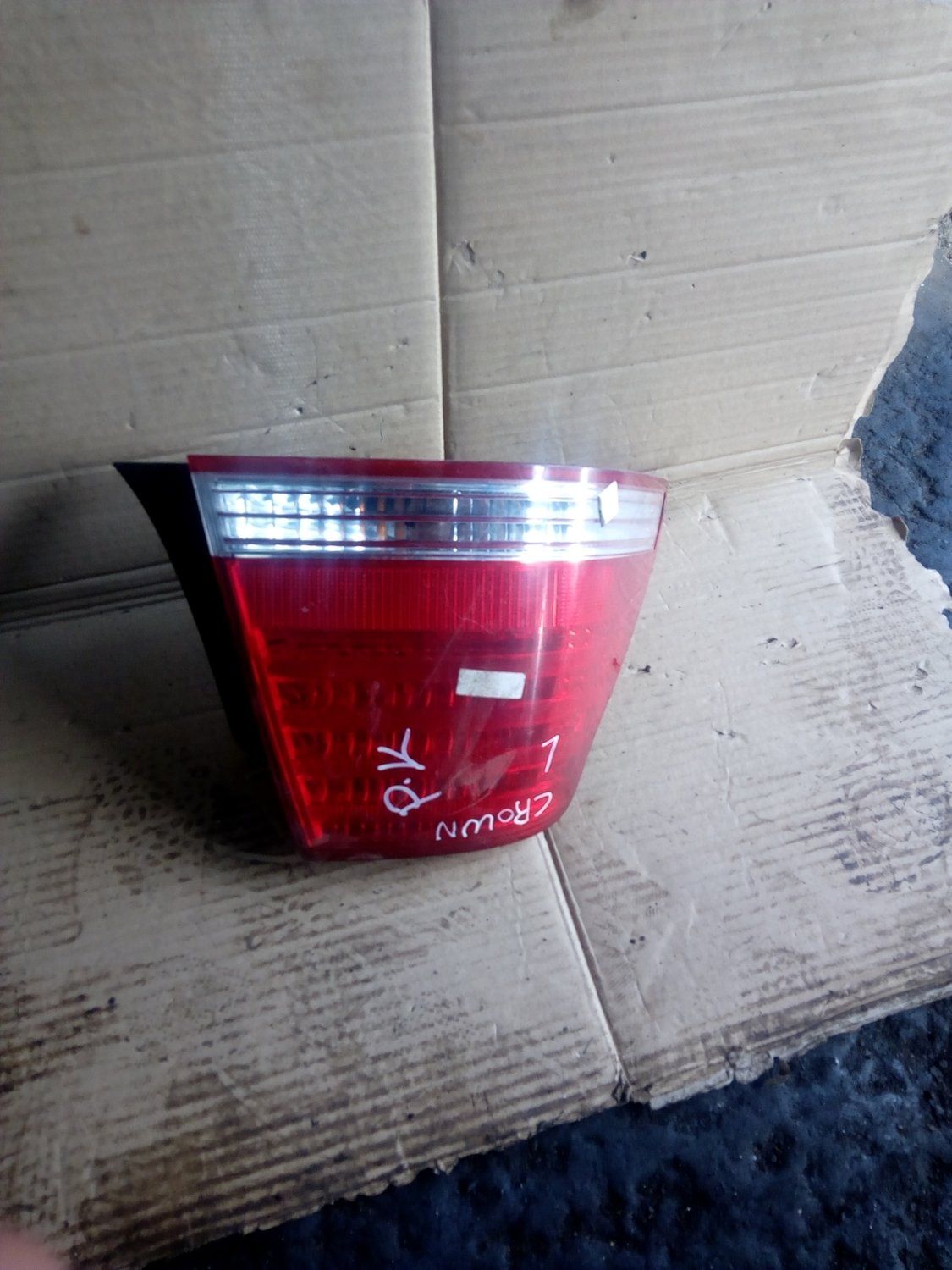 toyota Crown tail light